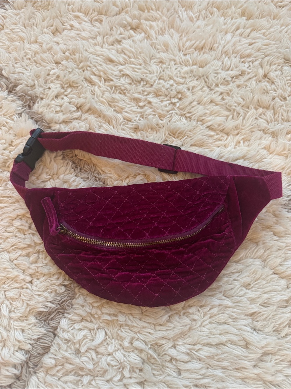 Ecote Quilted Velvet Crossbody Belt Bag - Burgundy